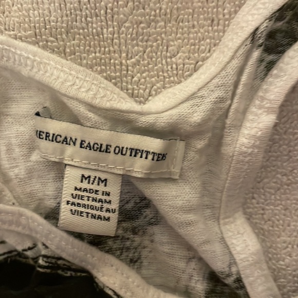 American Eagle Tank Top - Picture 2 of 3
